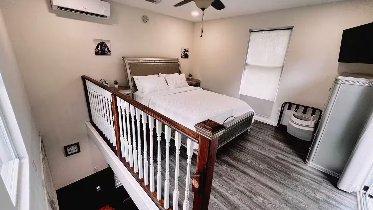 Photo of Bedroom in New Smyrna Beach