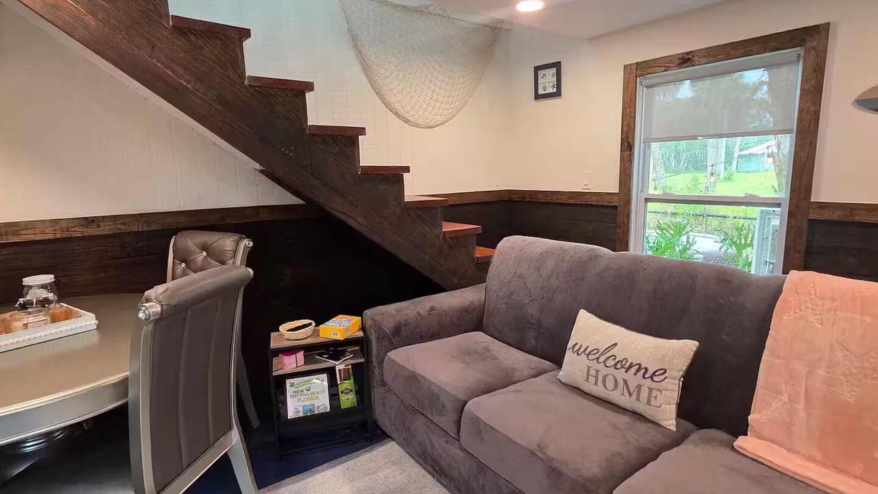 Photo of Livingroom in New Smyrna Beach