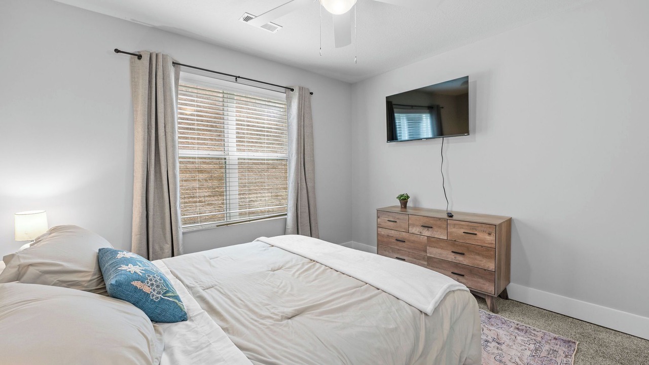 Photo of Bedroom in Tuscaloosa
