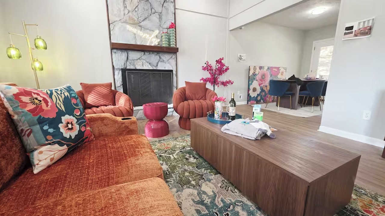 Photo of Livingroom in Fortson