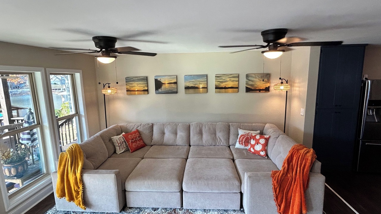 Photo of Livingroom in Fortson