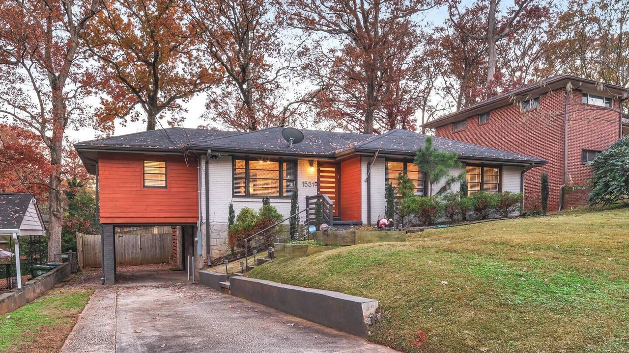 Photo of Livingroom in East Atlanta