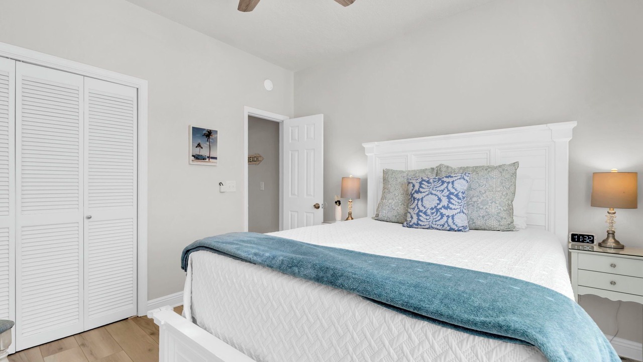 Photo of Bedroom in Clipper Cove