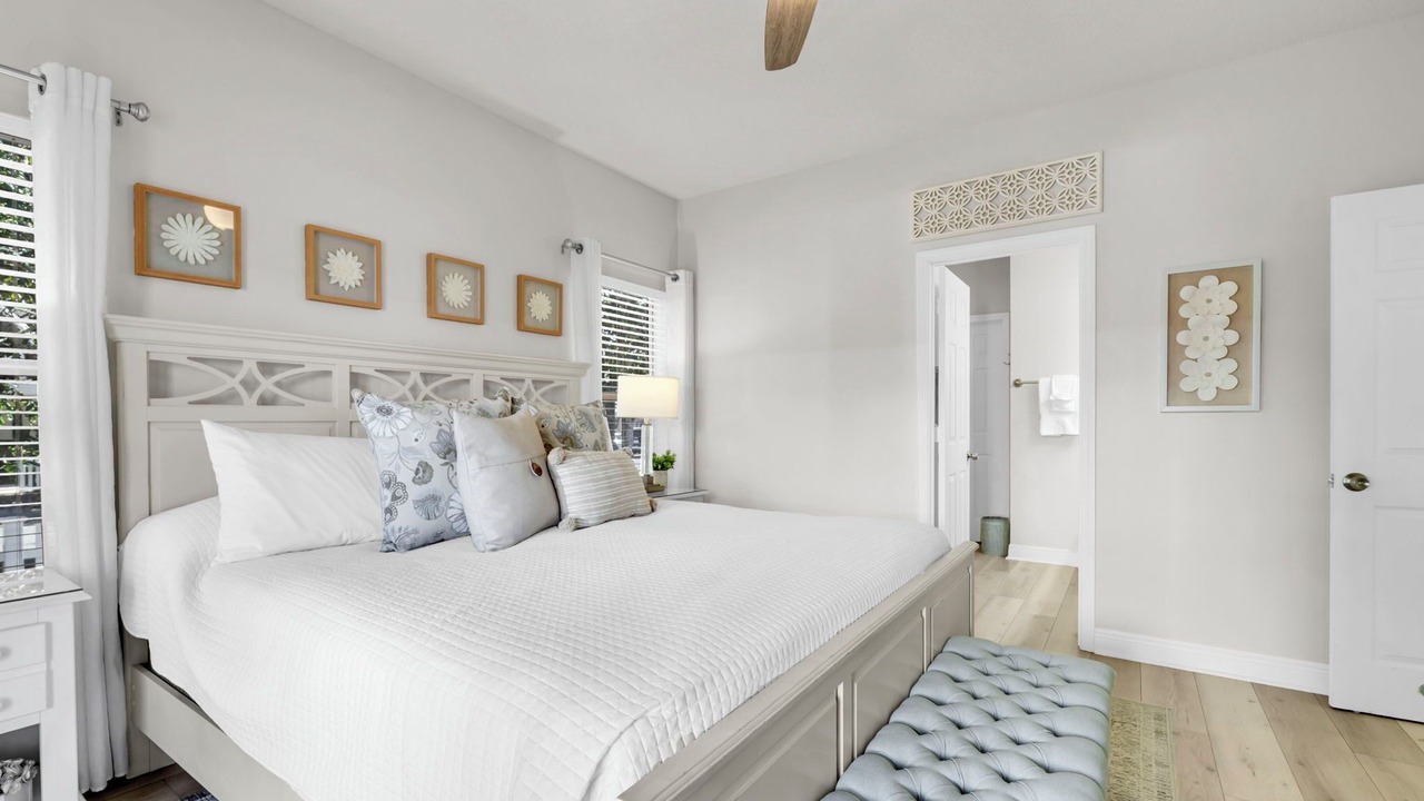 Photo of Bedroom in Clipper Cove