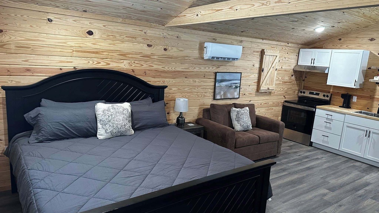 Photo of Bedroom in Starkville