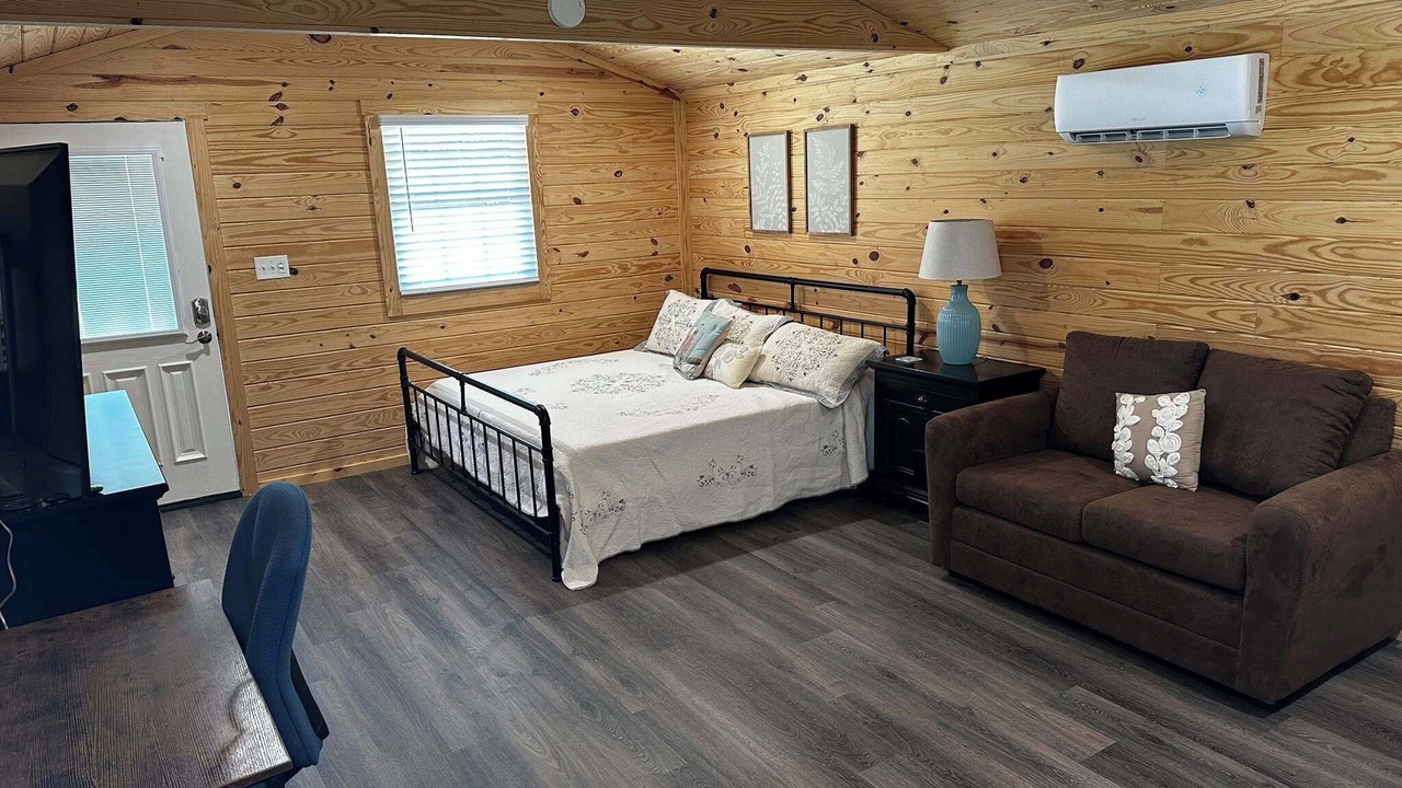 Photo of Bedroom in Starkville