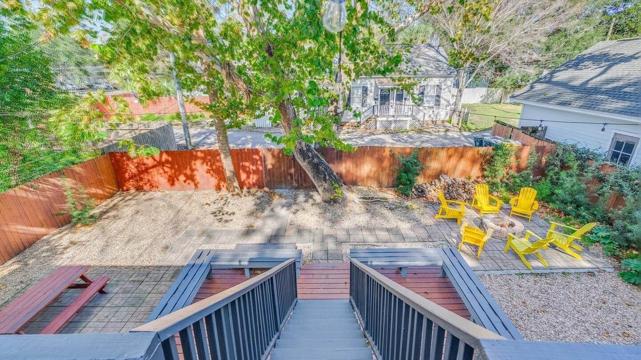 Photo of Patio Balcony in Dixon Park