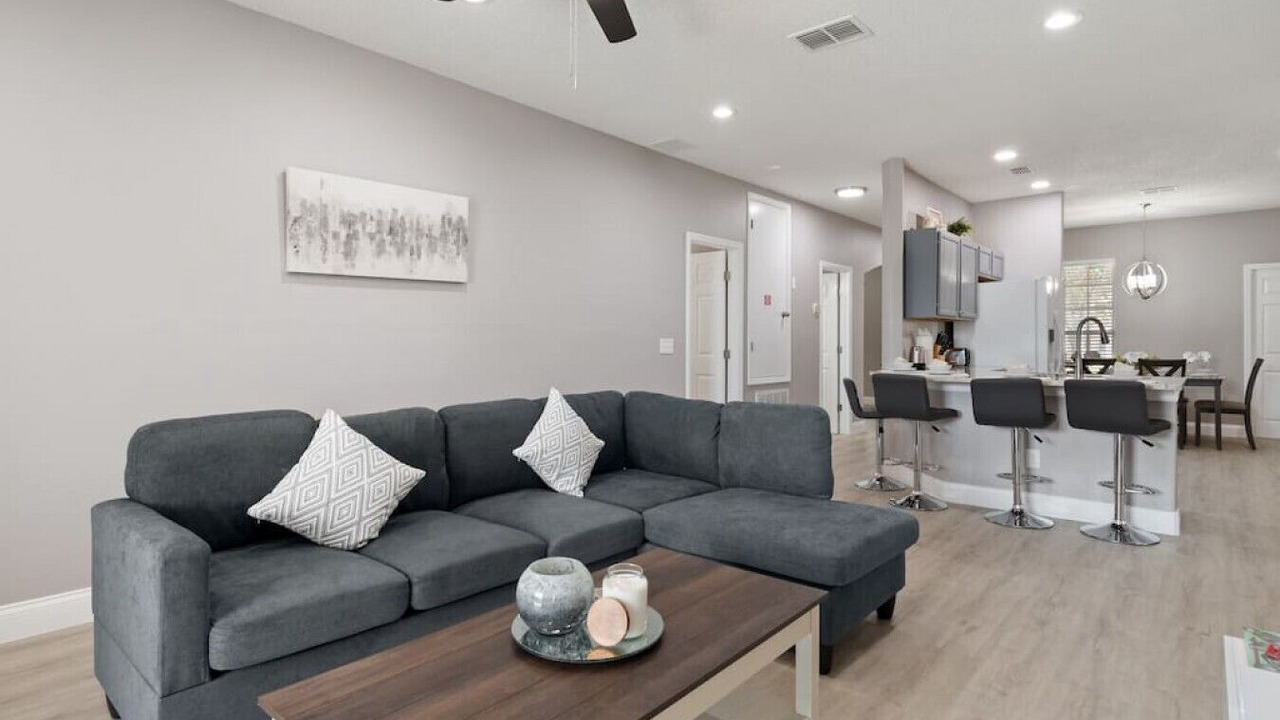 Photo of Livingroom in Sunset Ridge