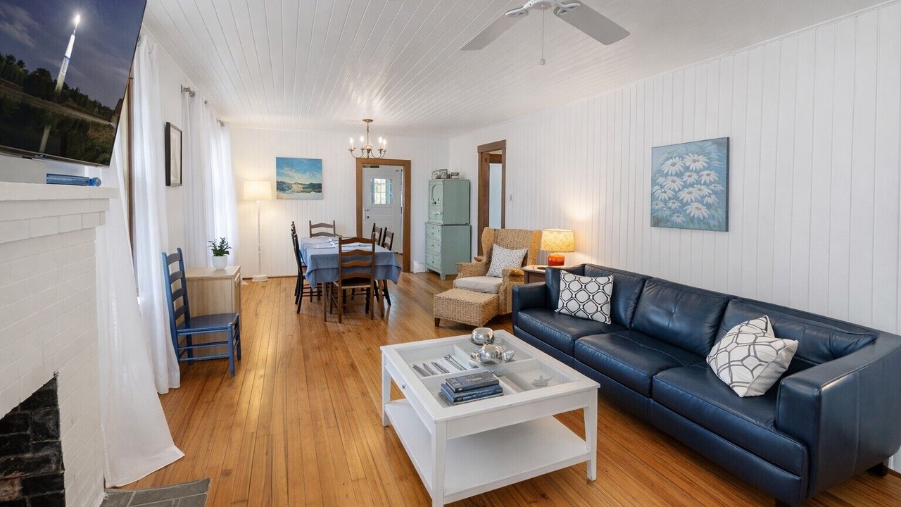 Photo of Livingroom in Tybee Island