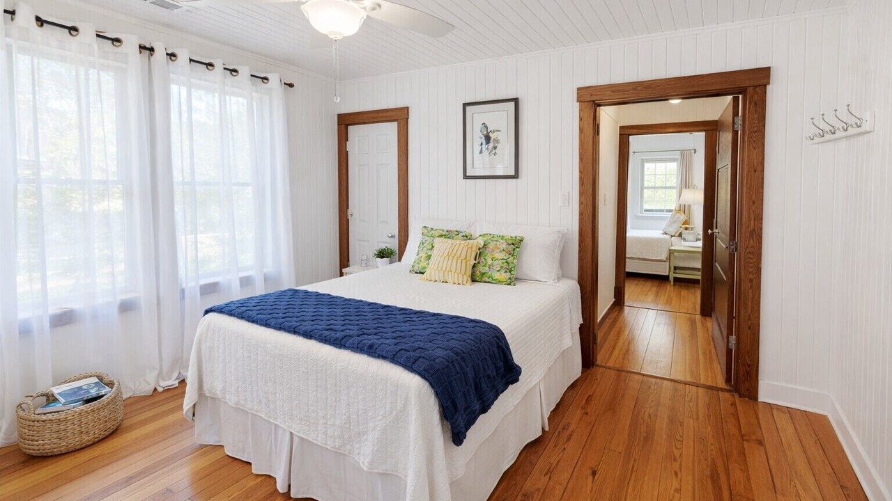 Photo of Bedroom in Tybee Island