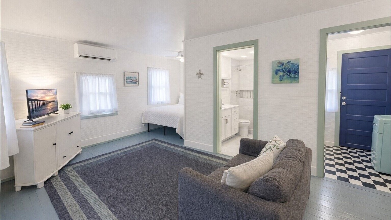 Photo of Bedroom in Tybee Island