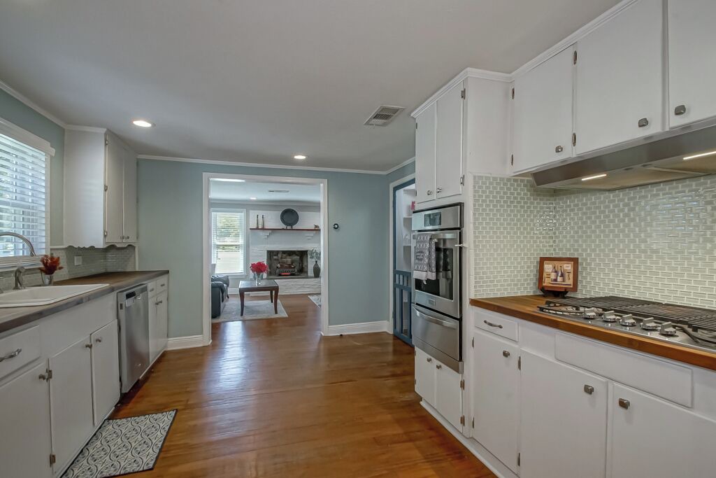 Photo of Kitchen in Central
