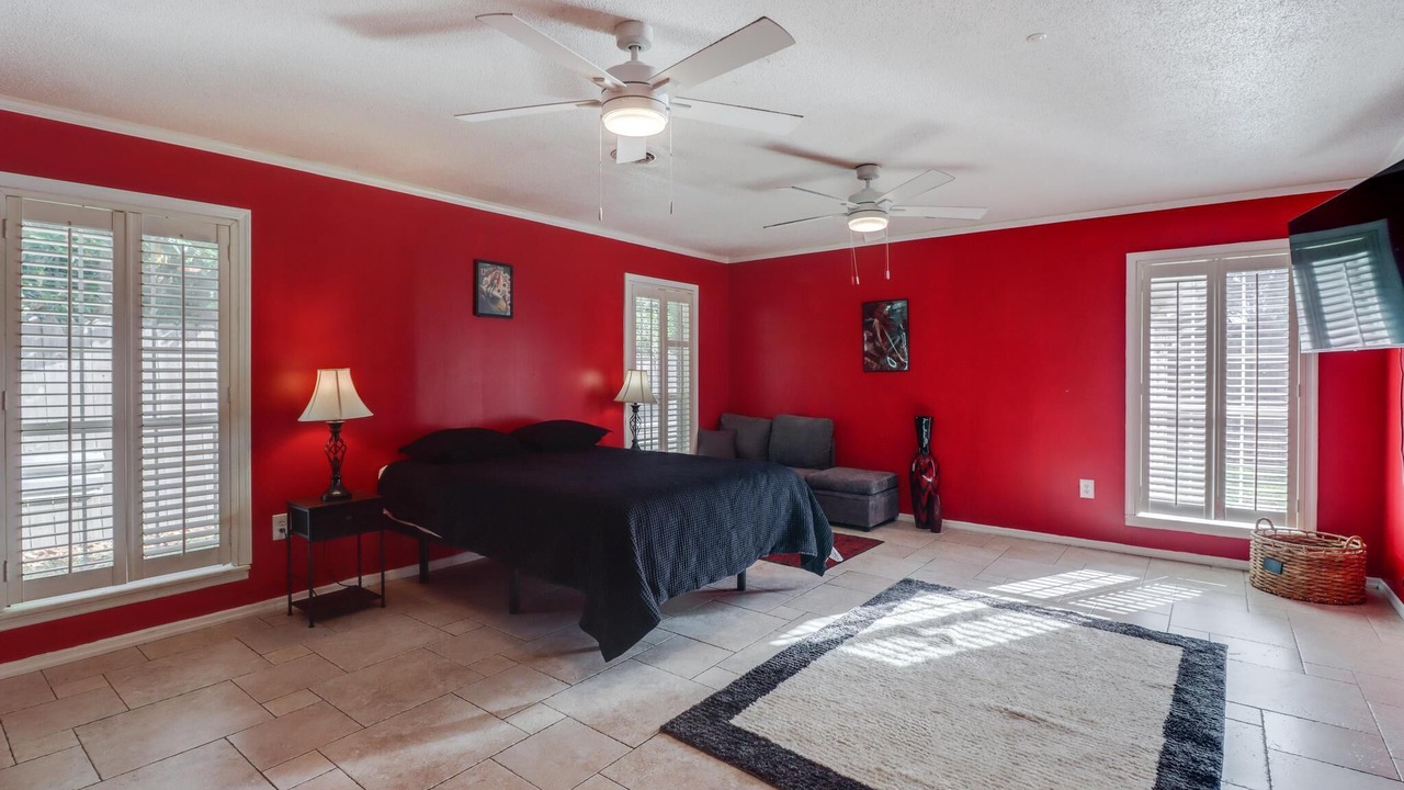 Photo of Bedroom in Long Beach