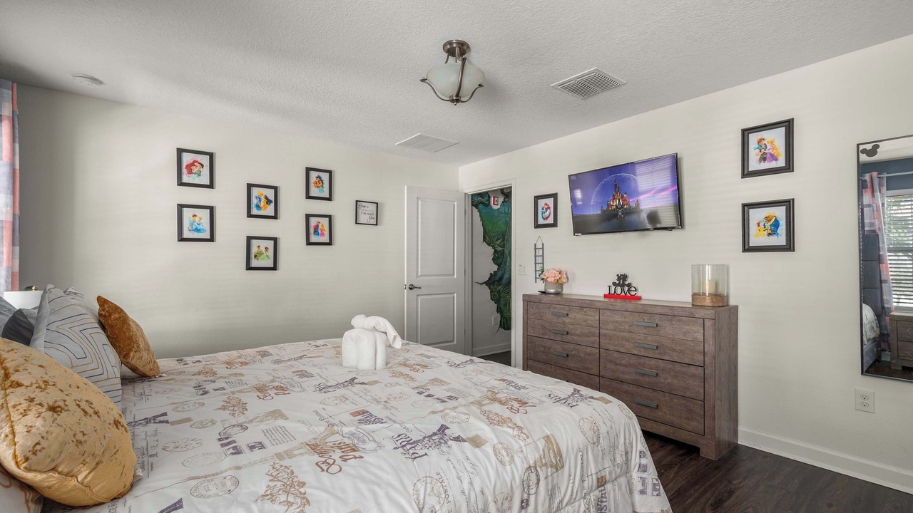 Photo of Bedroom in Davenport