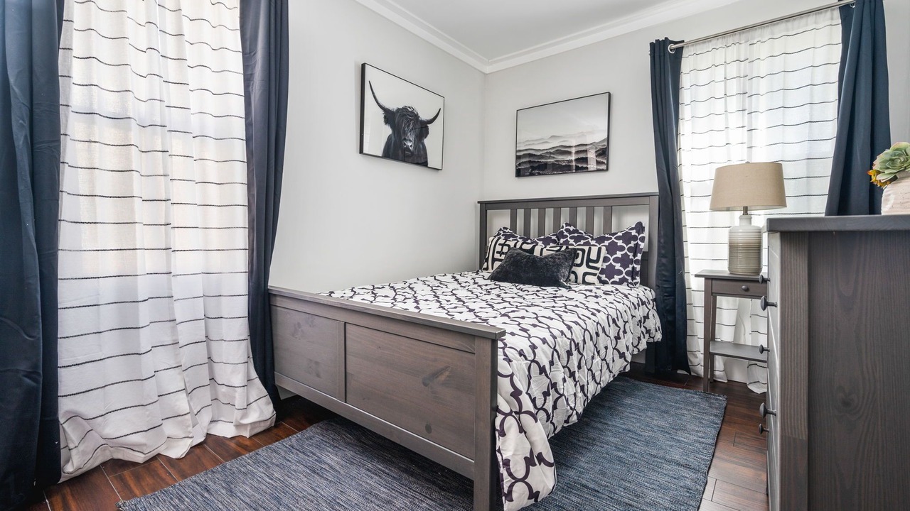 Photo of Bedroom in East Side