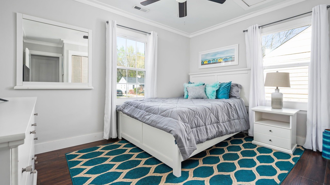Photo of Bedroom in East Side