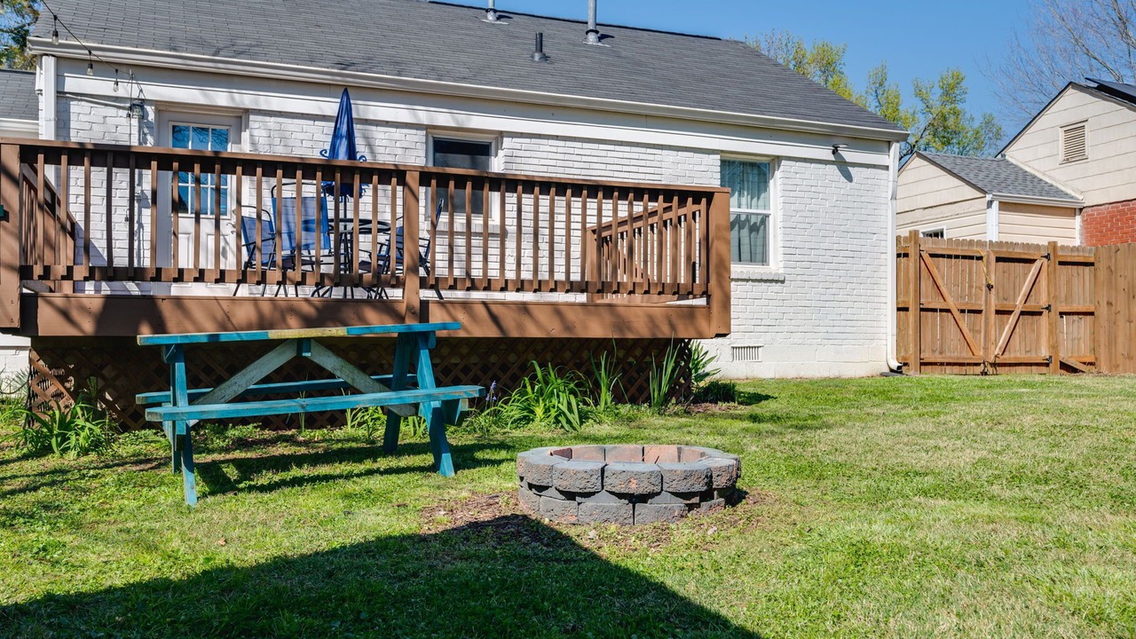 Photo of Outdoor in East Side