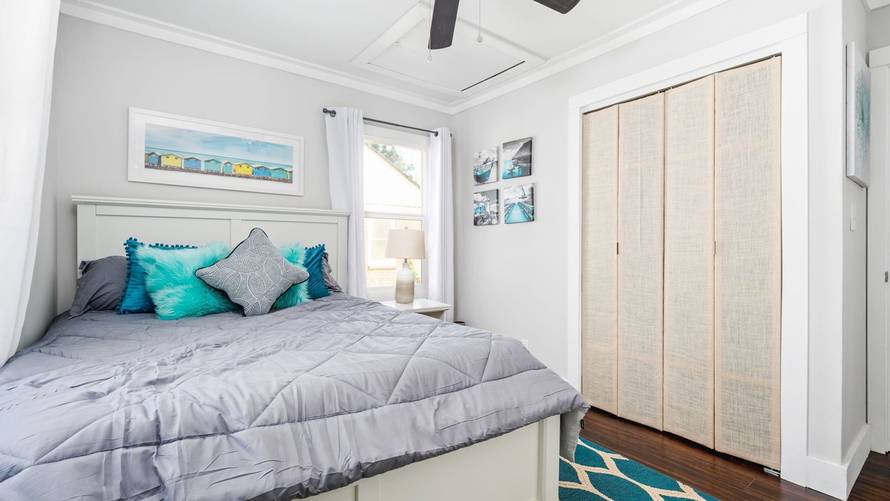 Photo of Bedroom in East Side