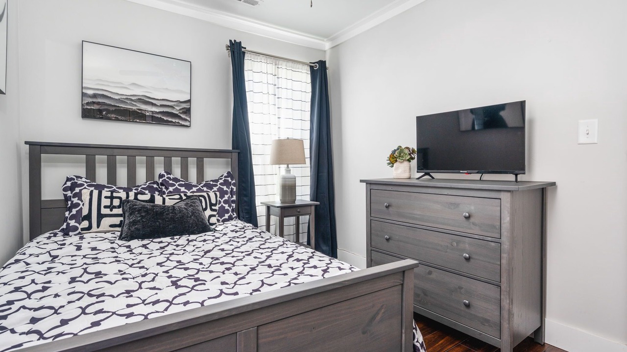 Photo of Bedroom in East Side