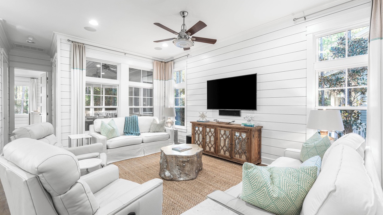 Photo of Livingroom in Gulf District