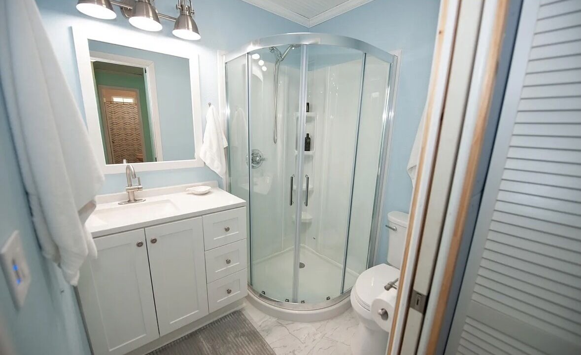 Photo of Bathroom in Astor