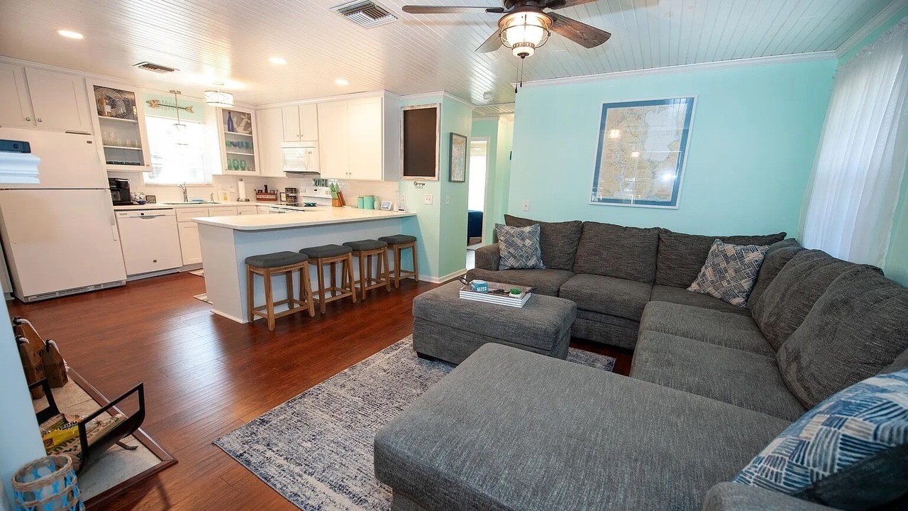 Photo of Livingroom in Astor