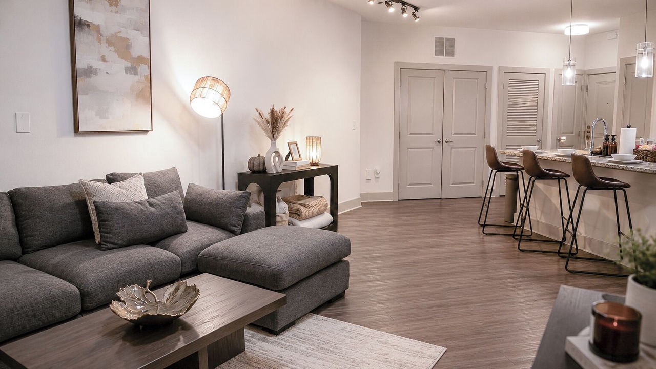 Photo of Livingroom in Westside