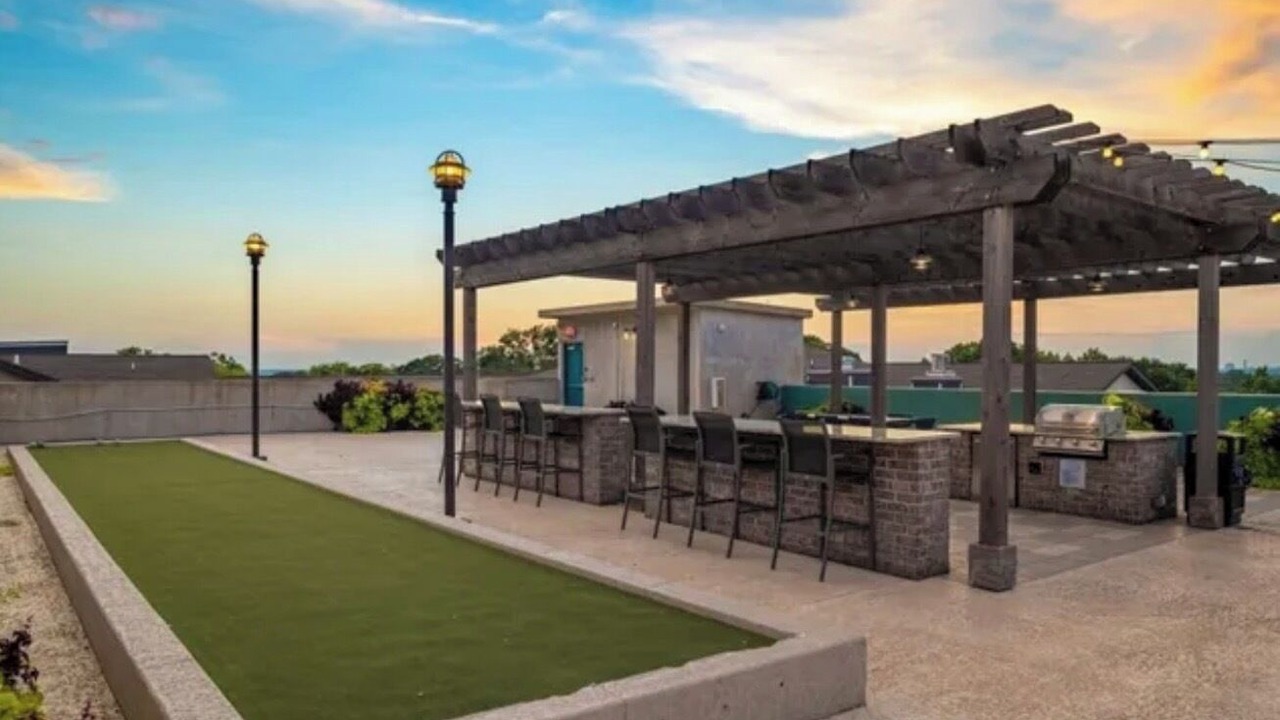 Photo of Outdoor in Westside