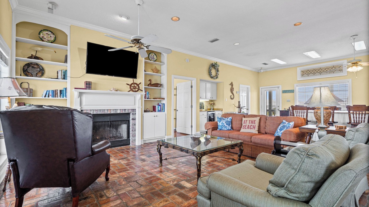 Photo of Livingroom in Silver Cay