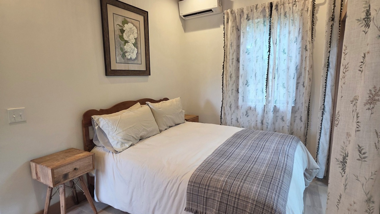 Photo of Bedroom in Crawfordville