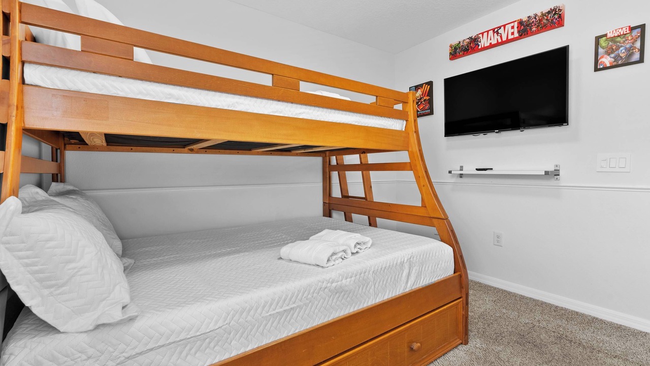 Photo of Bedroom in Crestwynd Bay