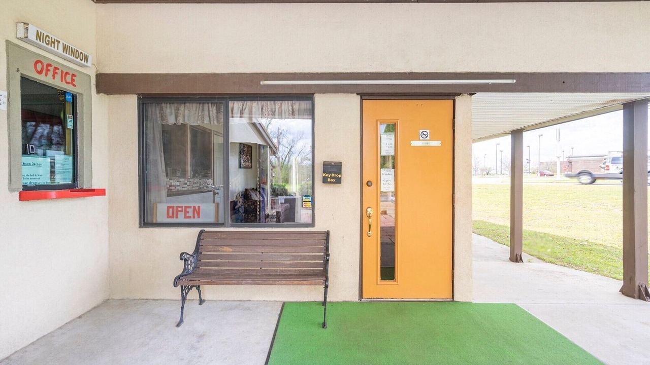 Photo of Outdoor in Daleville