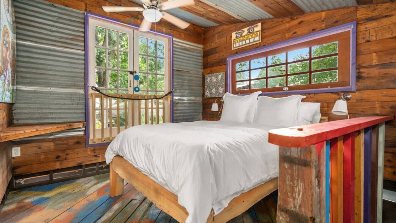 Photo of Bedroom in East Side