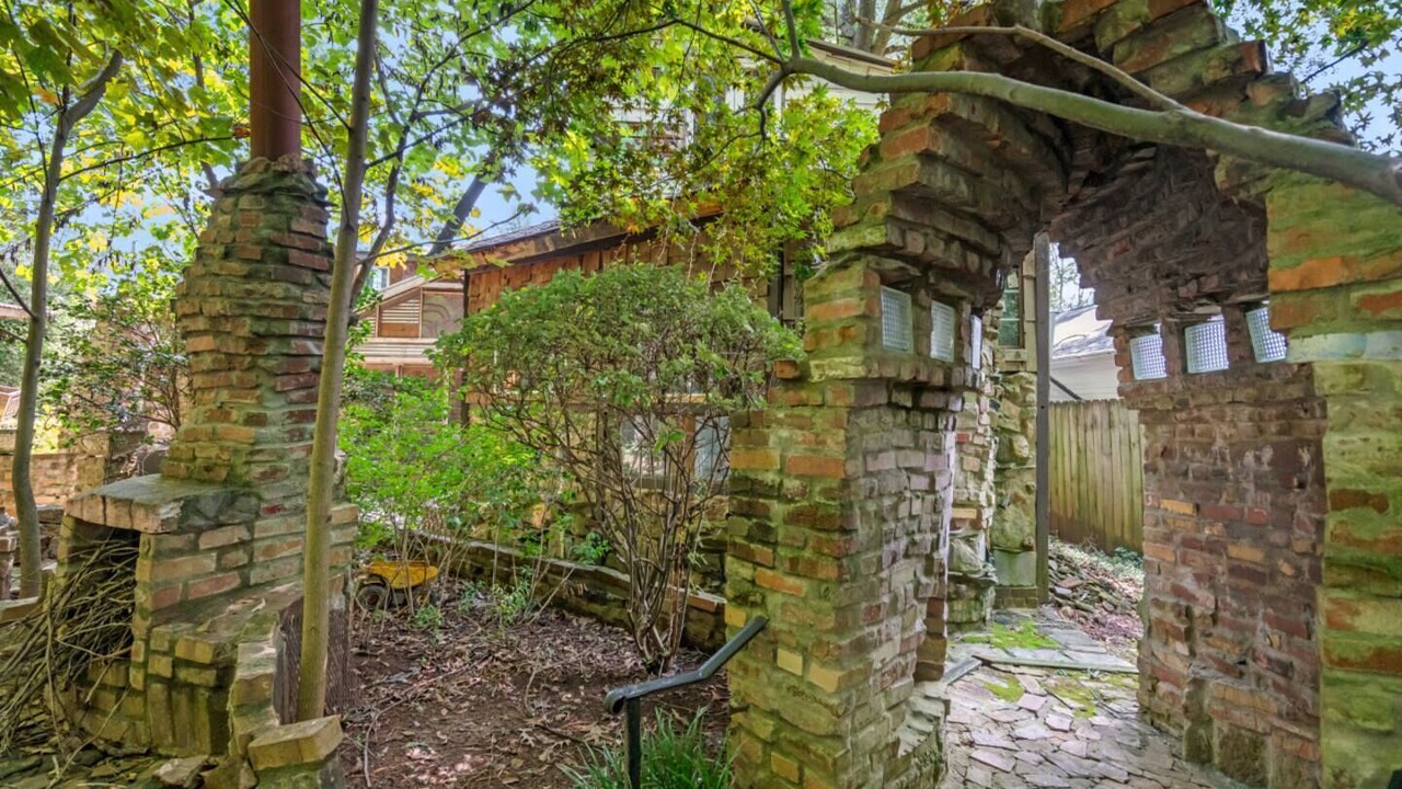 Photo of Outdoor in East Side