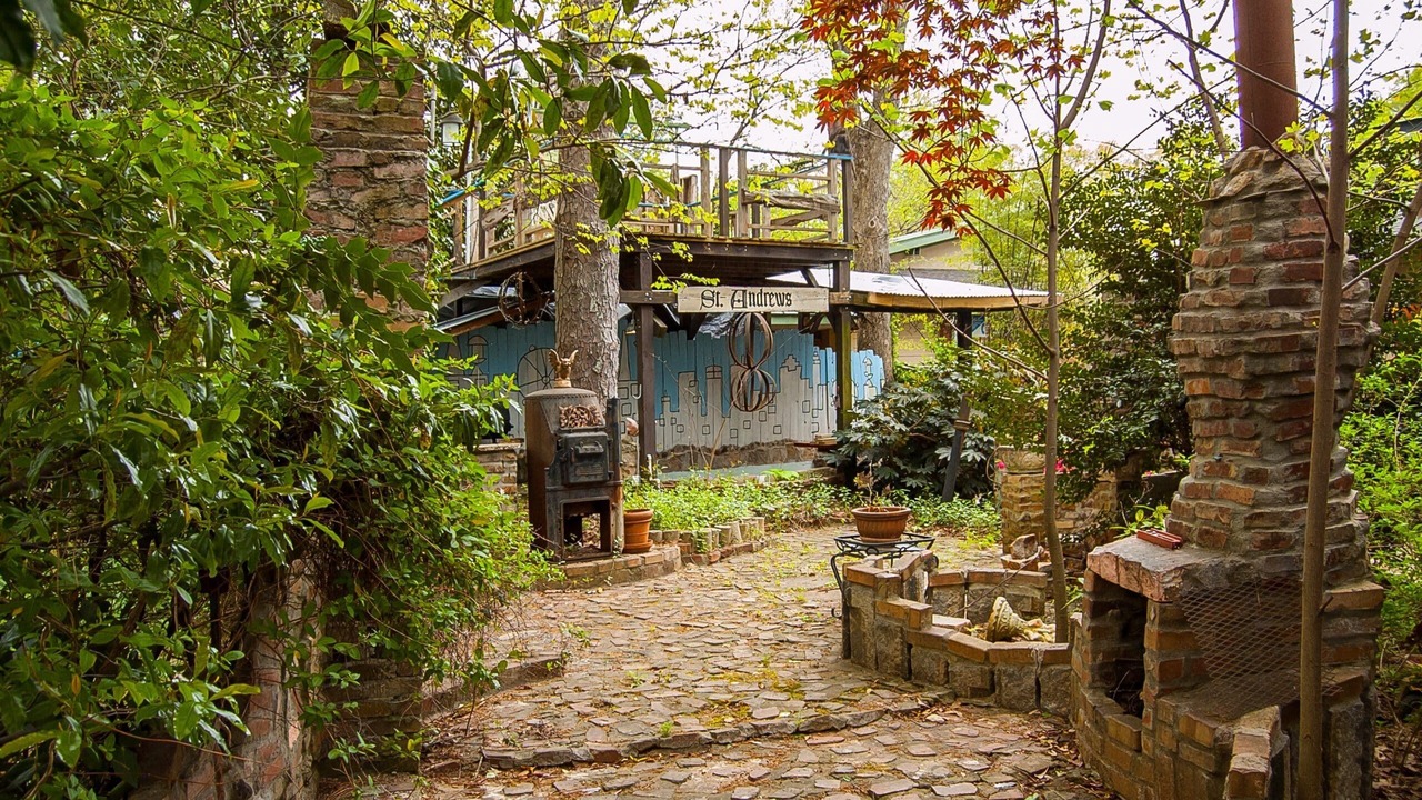 Photo of Outdoor in East Side