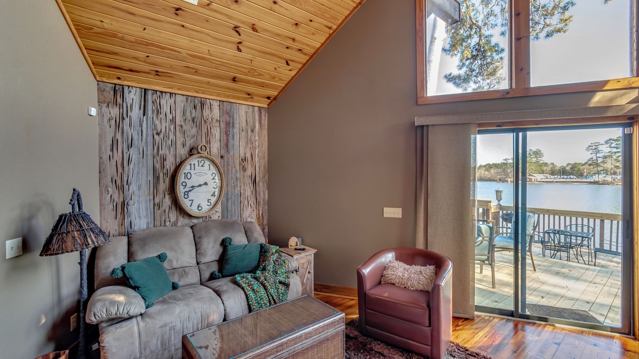 Photo of Livingroom in Pelahatchie