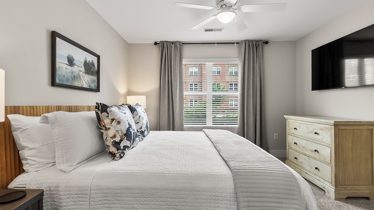 Photo of Bedroom in Tuscaloosa