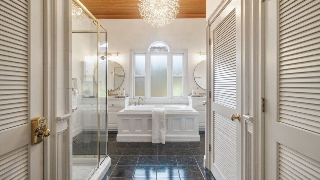 Photo of Bathroom in Valdosta