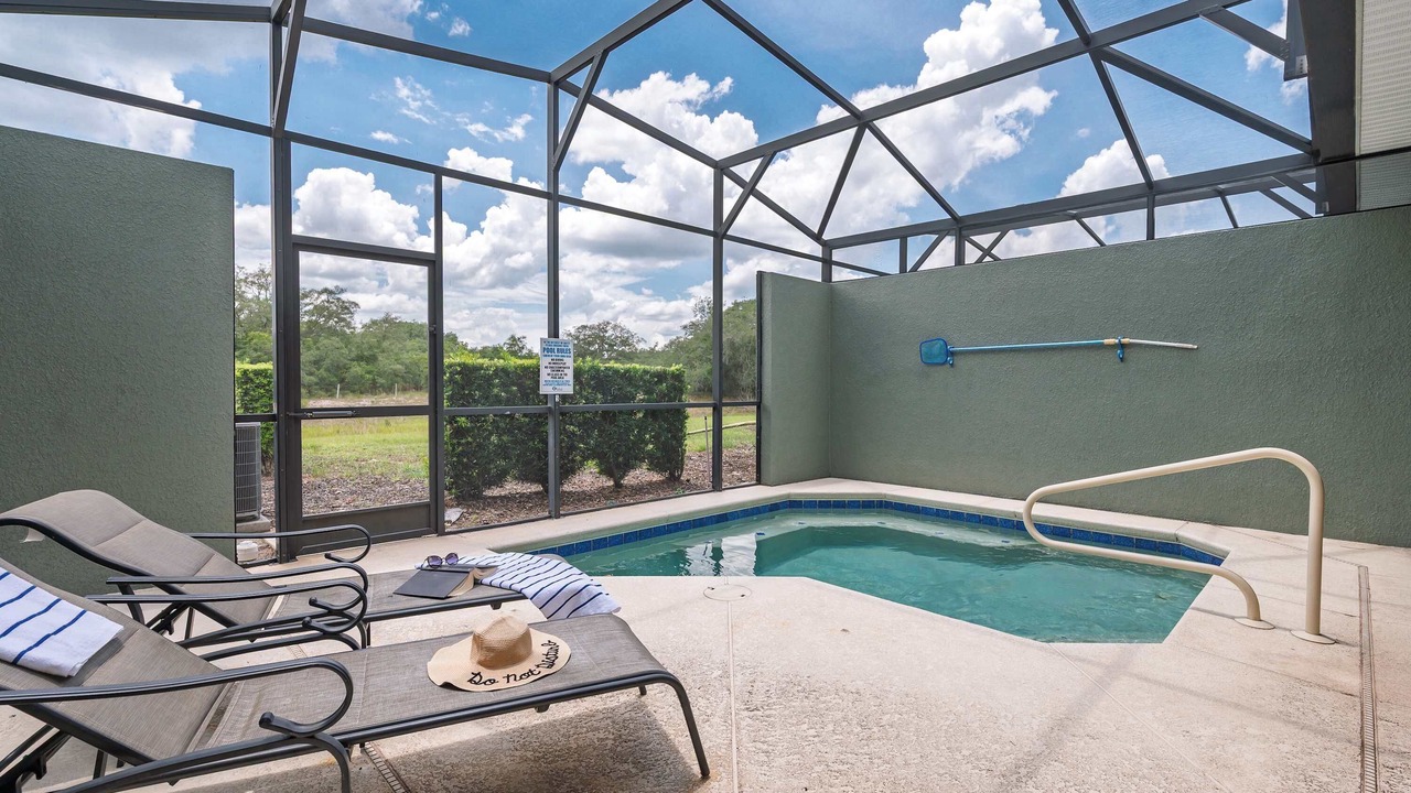 Photo of Outdoor in Loughman