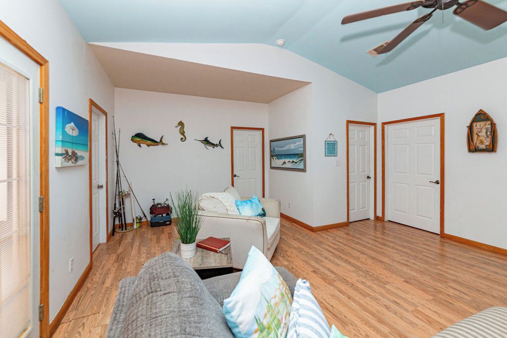 Photo of Livingroom in Waveland