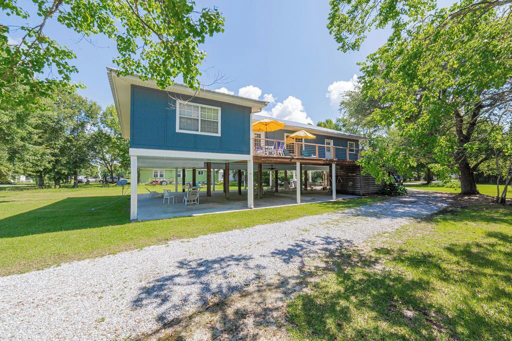 Photo of Outdoor in Waveland