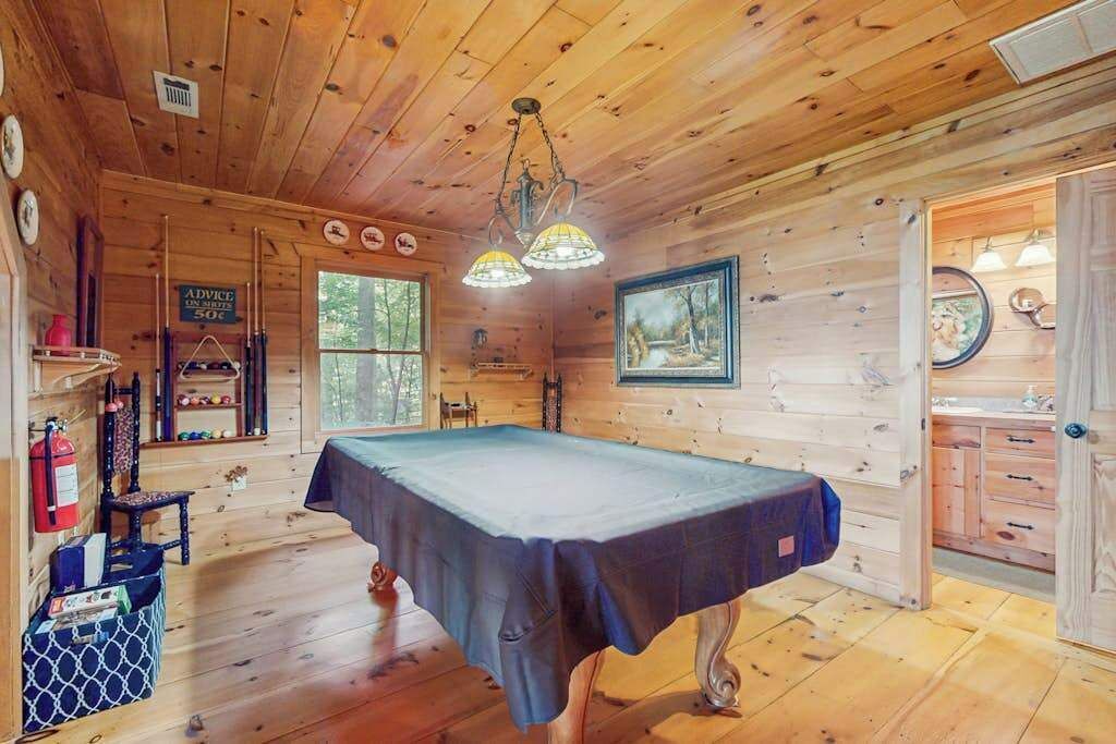 Photo of Bedroom in Walnut Mountain