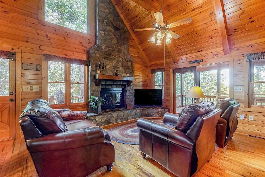 Photo of Livingroom in My Mountain