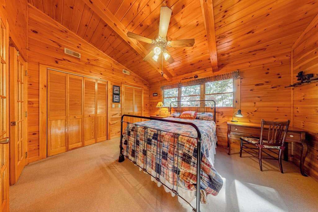 Photo of Bedroom in My Mountain