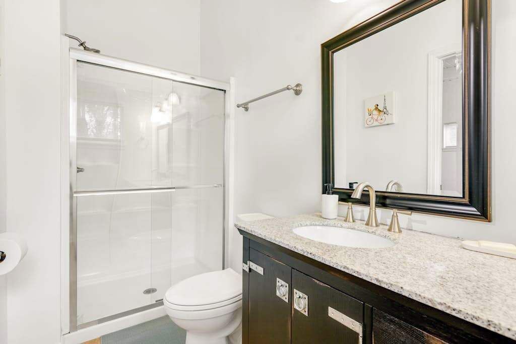 Photo of Bathroom in Buford Highway