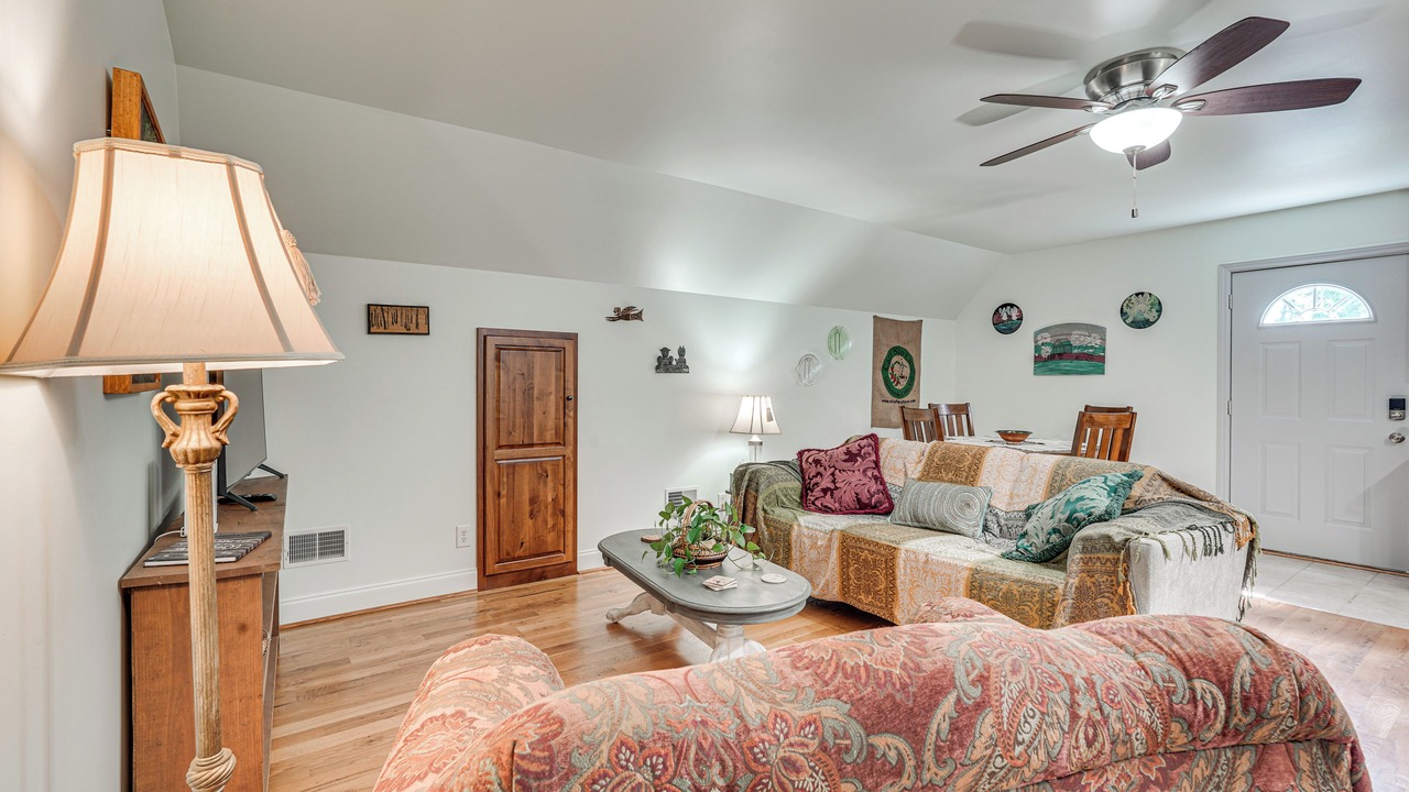 Photo of Livingroom in Washington