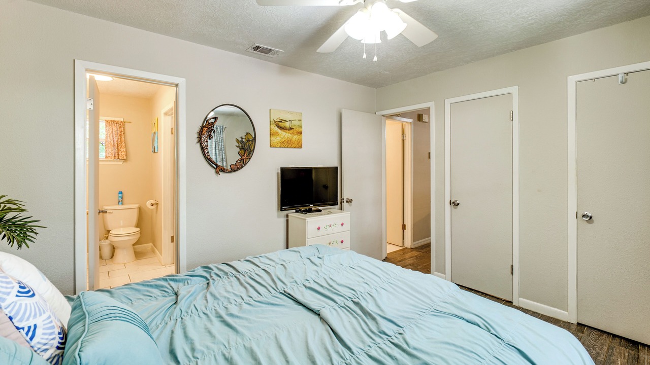 Photo of Bedroom in Gautier