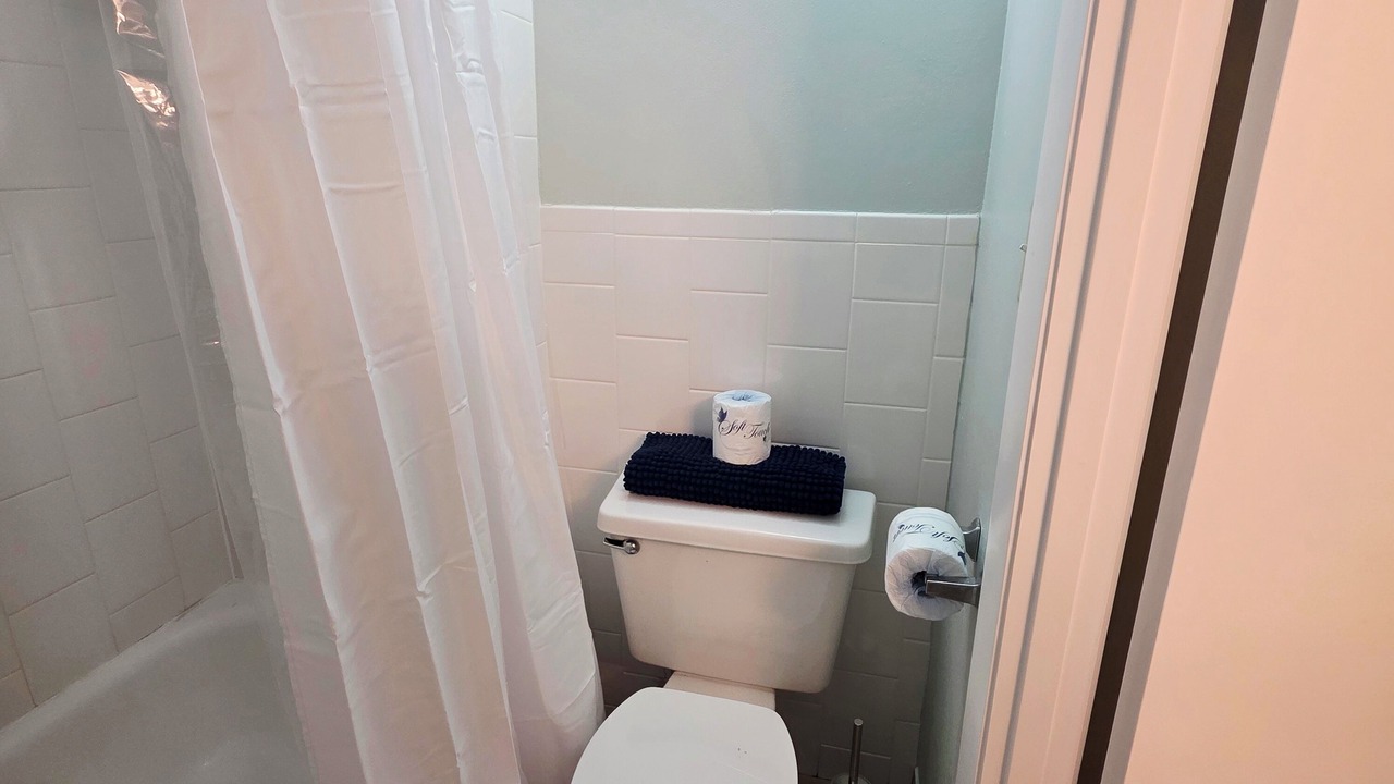 Photo of Bathroom in Schulte Park
