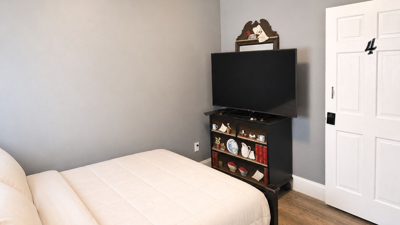 Photo of Bedroom in Gentilly Woods