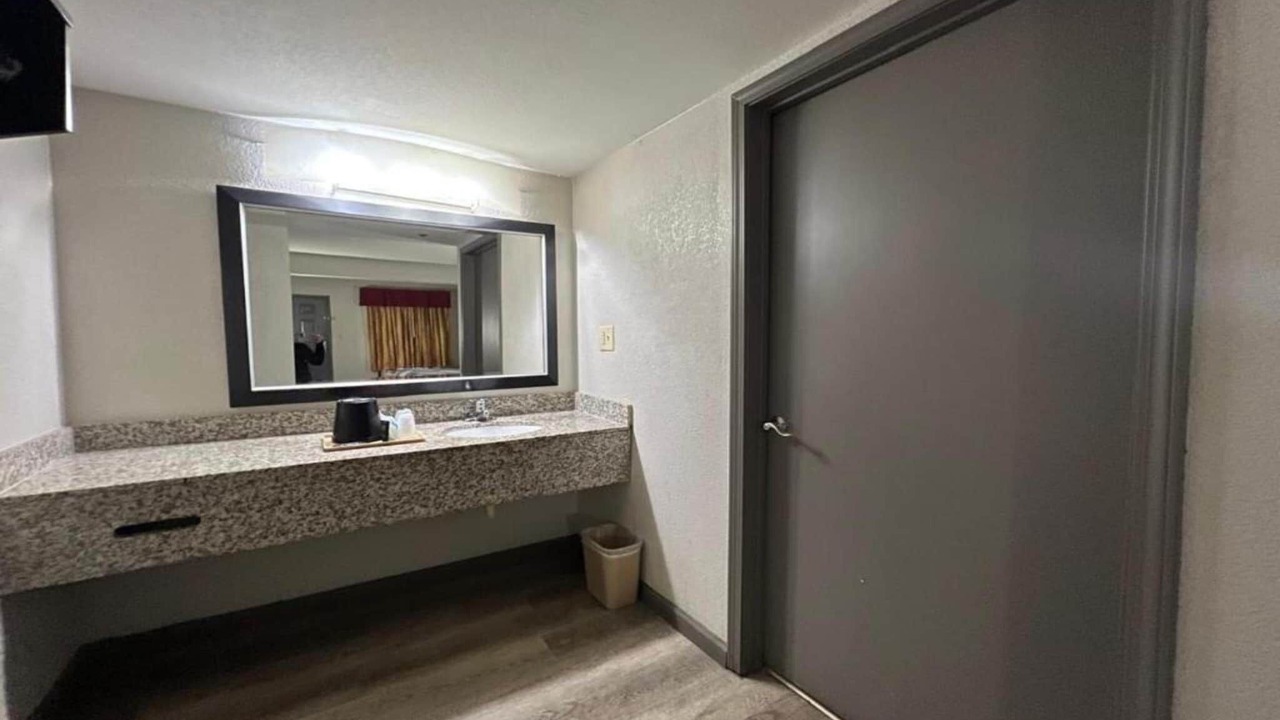 Photo of Bathroom in Griffin